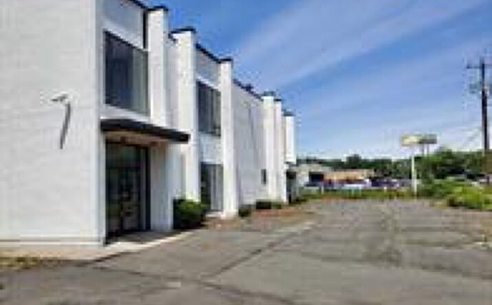 Pictures of Mixed Use, Retail property located at 140 Wester Hwy, West Nyack, NY null, 140 Western Hwy, West Nyack, NY 10983 for sales - image #1