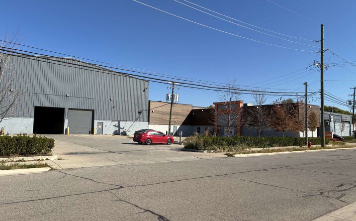 Pictures of Industrial property located at 1551 Academy St, Farmington Hills, MI 48220 for sales - image #1