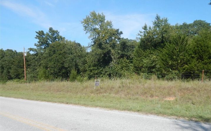 Pictures of Land property located at 1 Marlove Road, Madill, OK 73446 for sales - image #1