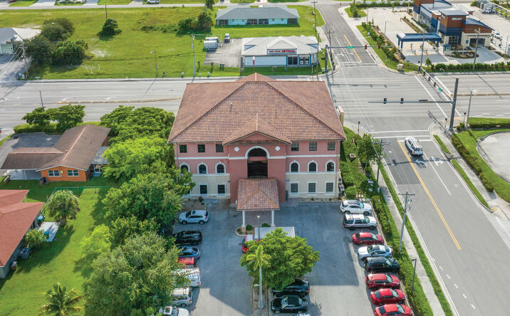 Pictures of Office property located at 326 Del Prado Blvd N, Cape Coral, FL 33909 for sales - image #1