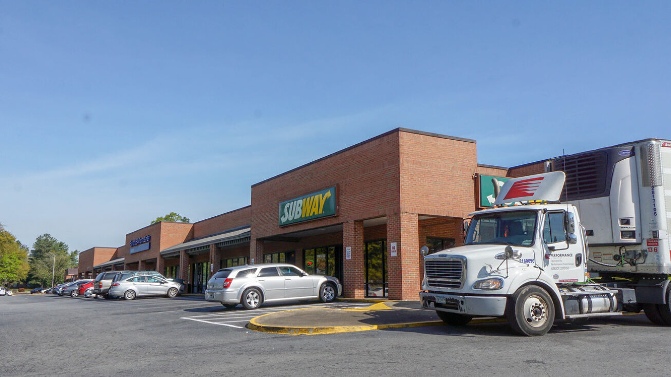 660 North Ave, Macon, GA 31211