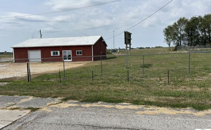 Pictures of Retail property located at 14981 Centerline Avenue, Cole Camp, MO 65325 for sales - image #1