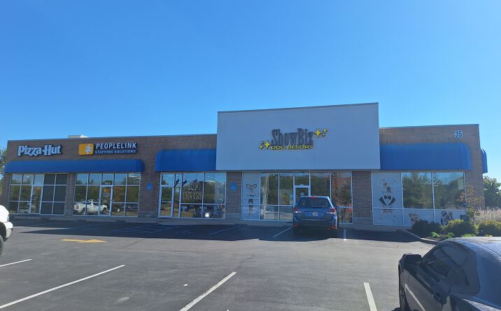 Pictures of Office, Retail property located at 35 Beck Lane, Lafayette, IN 47909 for sales - image #1