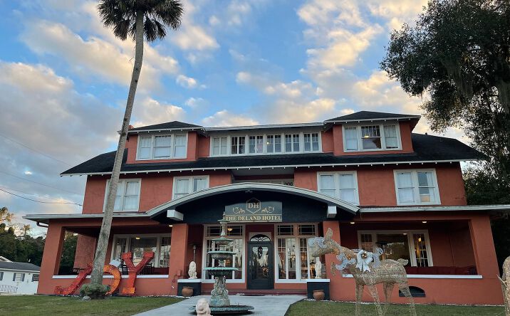 Pictures of Hospitality property located at 442 E New York Ave, DeLand, FL 32724 for sales - image #1