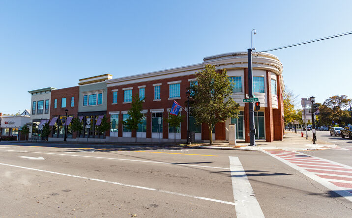 Pictures of Mixed Use, Office property located at 6506 E Quaker St, Orchard Park, NY 14127 for sales - image #1