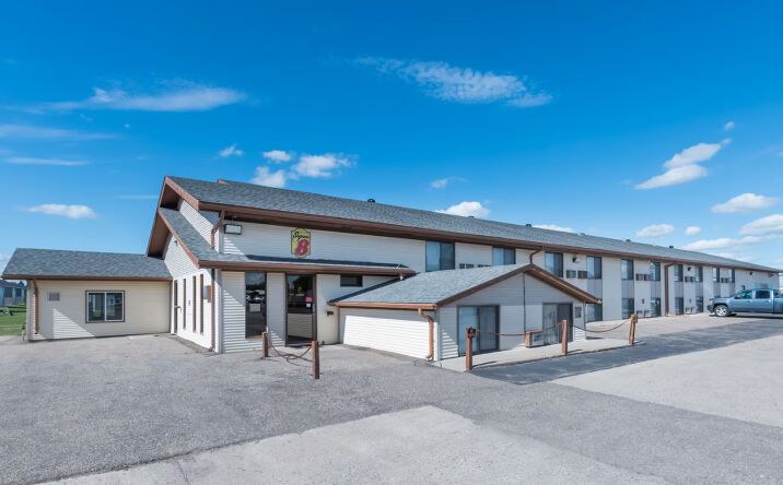 Pictures of Hospitality property located at 1001 US-2, Devils Lake, ND 58301 for sales - image #1