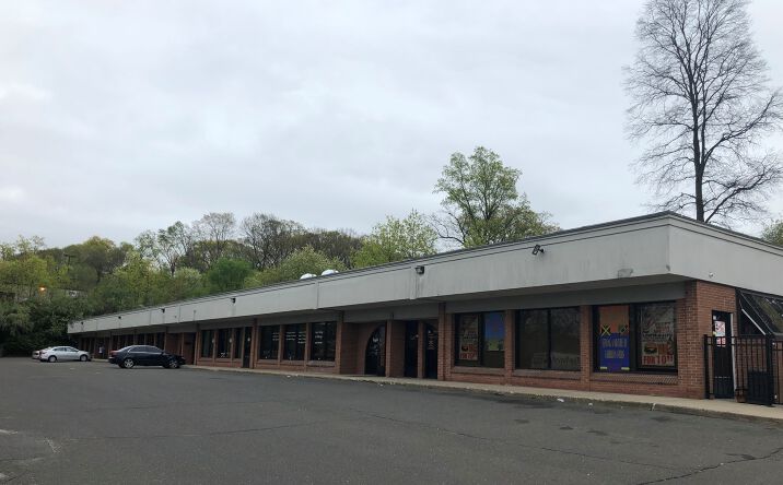 Pictures of Retail, Office property located at 127 Scott Rd, Waterbury, CT 06705 for sales - image #1
