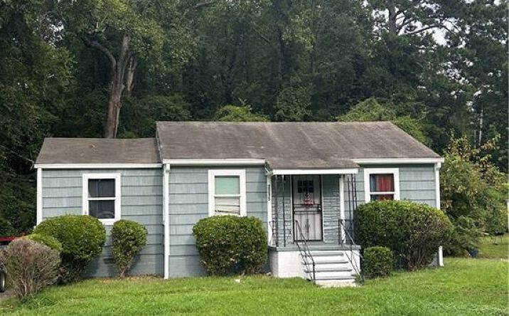 Pictures of Multifamily property located at 2215 Penelope St NW, Atlanta, GA 30314 for sales - image #1