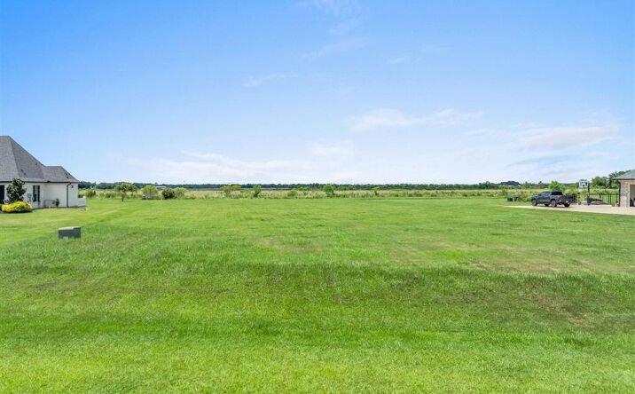 Pictures of Land property located at 5686 Waterside Drive, Lake Charles, LA 70607 for sales - image #1