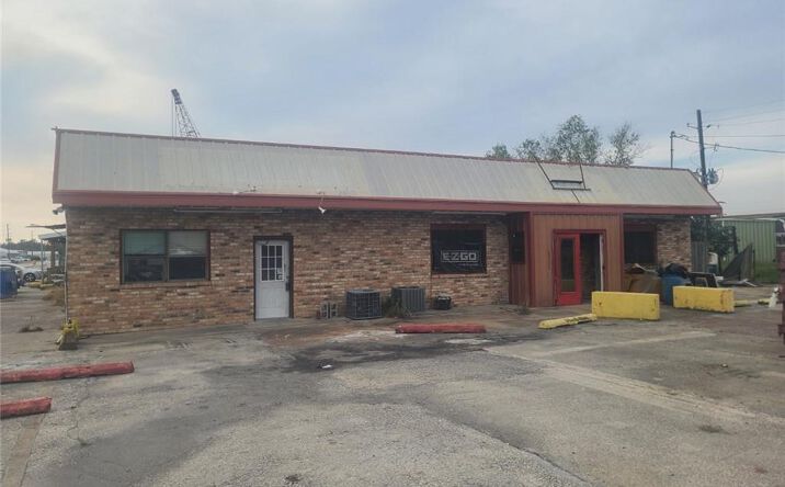 Pictures of Industrial property located at 3200 HWY 108 S, Westlake, LA 70669 for sales - image #1