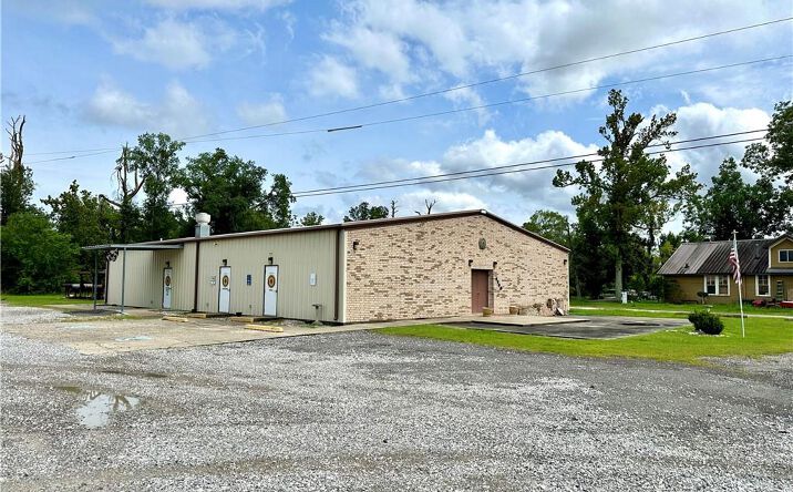 Pictures of Business for Sale property located at 2540 Miller Avenue, Westlake, LA 70669 for sales - image #1