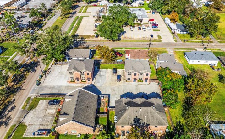 Pictures of Multifamily property located at 2703 Enterprise Boulevard A #A,B,C,D,E,F,G, Lake Charles, LA 70601 for sales - image #1