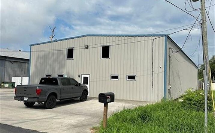 Pictures of Industrial property located at 227 Lewis Street, Sulphur, LA 70663 for sales - image #1