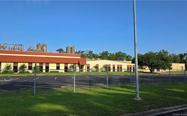 Pictures of Industrial property located at 125 Ampacet Drive, DeRidder, LA 70634 for sales - image #1