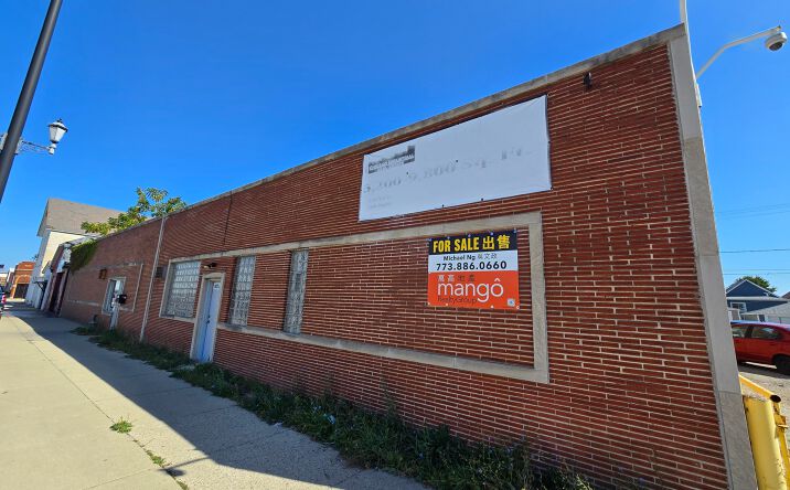 Pictures of Industrial property located at 1411 S Laramie Ave, Cicero, IL 60804 for sales - image #1