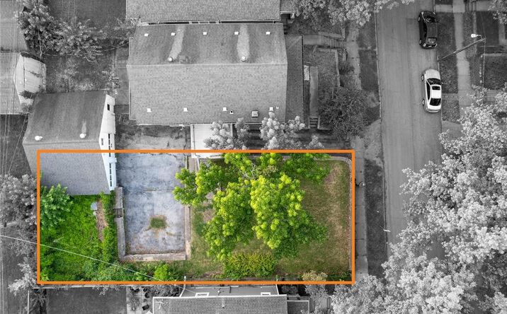 Pictures of Land property located at 4514 Terrace Street, Kansas City, MO 64111 for sales - image #1