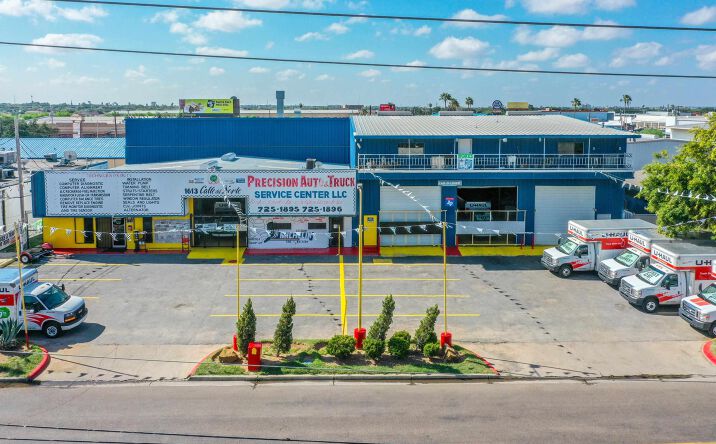 Pictures of Retail property located at 1613 Calle Del Norte, Laredo, TX 78041 for sales - image #1