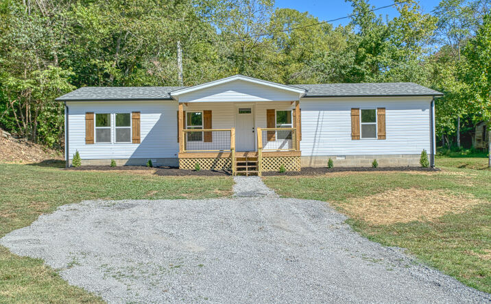 Pictures of Hospitality property located at 2204 Wartrace Hwy, Whitleyville, TN 38588 for sales - image #1