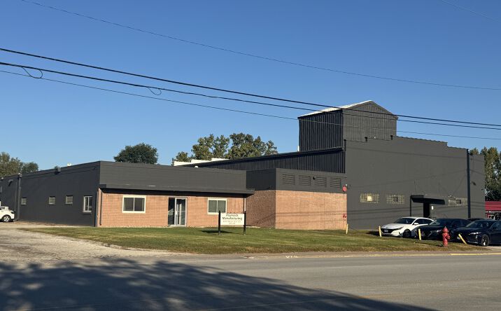 Pictures of Industrial property located at 630 4th St W, Milan, IL 61264 for sales - image #1
