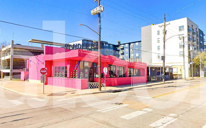 Pictures of Retail property located at 910 Currie St, Fort Worth, TX 76107 for sales - image #1