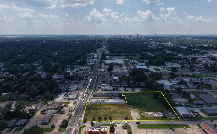 Pictures of Land property located at 5235 Government St & 460 Community College Dr., Baton Rouge, LA 70816 for sales - image #1