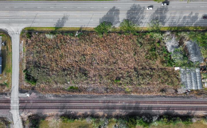 Pictures of Land property located at 19555 Hwy 6, Alvin, TX 77511 for sales - image #1