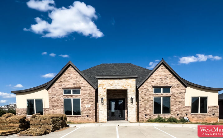 Pictures of Office property located at 7710 Milwaukee Avenue #400, Lubbock, TX 79424 for sales - image #1