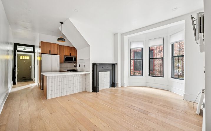 Pictures of Multifamily property located at 4923 Warrington Ave, Philadelphia, PA 19143 for sales - image #1