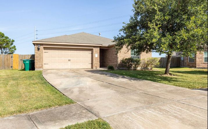 Pictures of Hospitality property located at 883 Indigo Springs Ln, La Marque, TX 77568 for sales - image #1