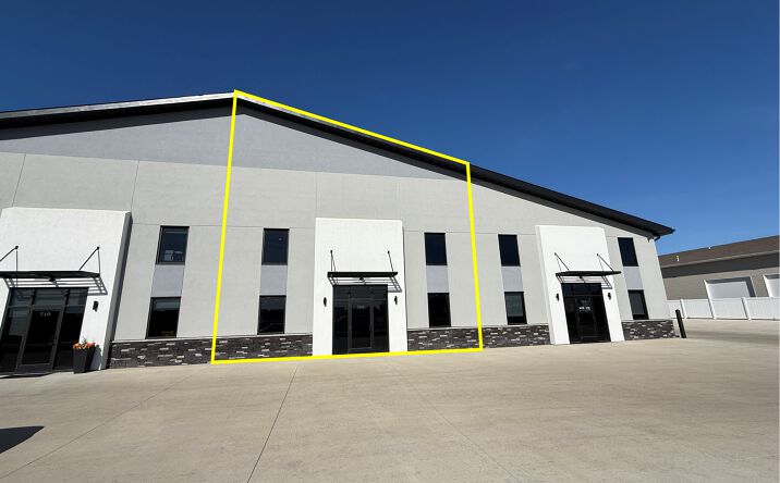 Pictures of Industrial, Mixed Use property located at 3950 21st St SE, Mandan, ND 58554 for sales - image #1