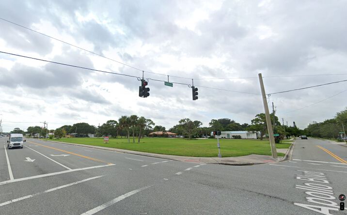 Pictures of Land property located at 1500 Pine St, Melbourne, FL 32901 for sales - image #1