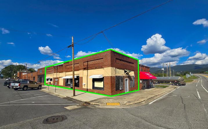 Pictures of Industrial, Retail property located at 102 & 106 N 2nd Avenue, Chatsworth, GA 30705 for sales - image #1