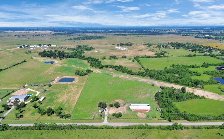 Pictures of Land property located at 17725 Cochran Rd, Hempstead, TX 77445 for sales - image #1