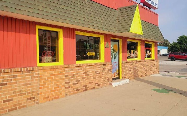 Pictures of Retail property located at 432 E Douglas, O'Neill, NE 68763 for sales - image #1