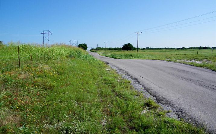 Pictures of Land property located at County Street 2700, Cyril, OK 73029 for sales - image #1