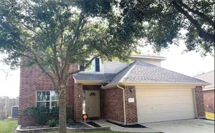Pictures of Hospitality property located at 2527 Liza Ct, Spring, TX 77388 for sales - image #1