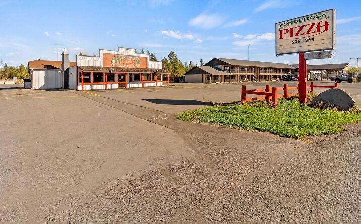 Pictures of Retail property located at 52574 US-97, La Pine, OR 97739 for sales - image #1