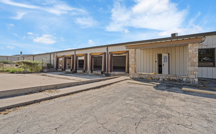 Pictures of Industrial property located at 11 Finegan Rd, Del Rio, TX 78840 for sales - image #1