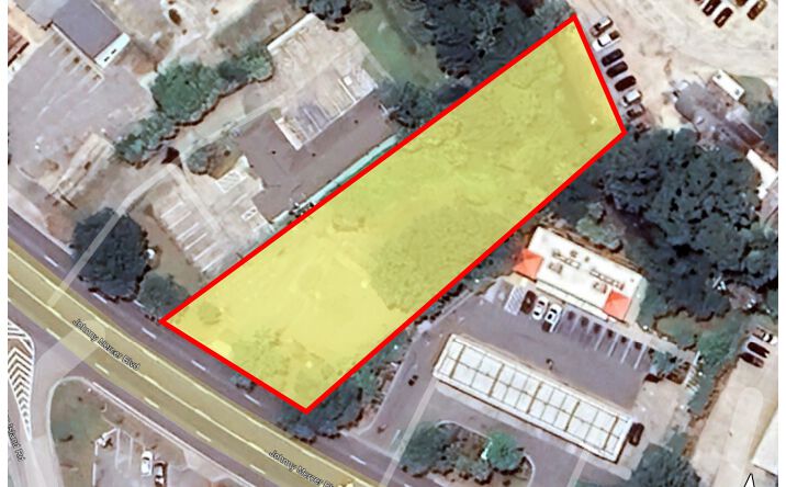 Pictures of Land property located at 208 Johnny Mercer Rd, Wilmington Island, GA 31410 for sales - image #1