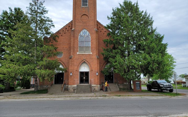 Pictures of Mixed Use property located at 512 W 2nd S St, Carlinville, IL 62626 for sales - image #1