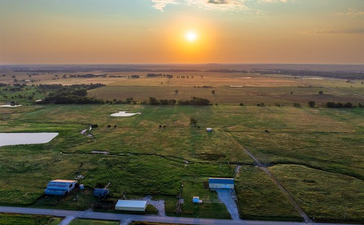 Pictures of Land property located at 8 N 3990 Road, Dewey, OK 74029 for sales - image #1