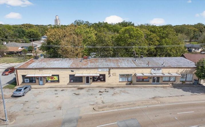 Pictures of Special Purpose property located at 1010 N Dallas Avenue N , 3, Lancaster, TX 75146 for sales - image #1