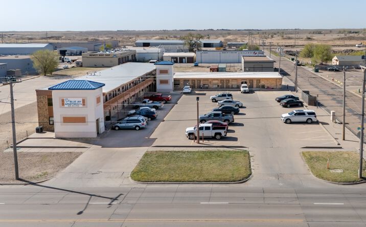 Pictures of Multifamily property located at 1502 E Fulton St, Garden City, KS 67846 for sales - image #1