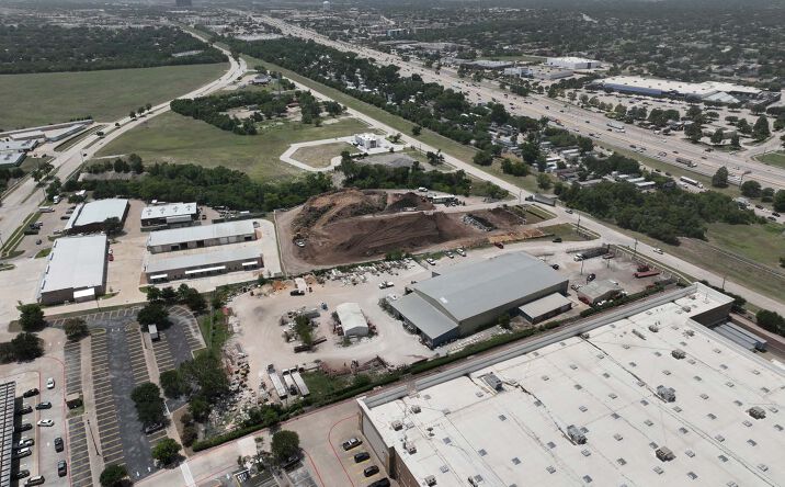 image of property at 6000 SPLIT TRAIL RD Plano TX 75074-3017