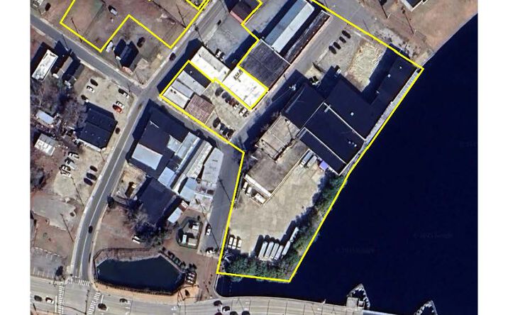 Pictures of Hospitality, Mixed Use, Multifamily property located at 509 N Water St, Elizabeth City, NC 27909 for sales - image #1