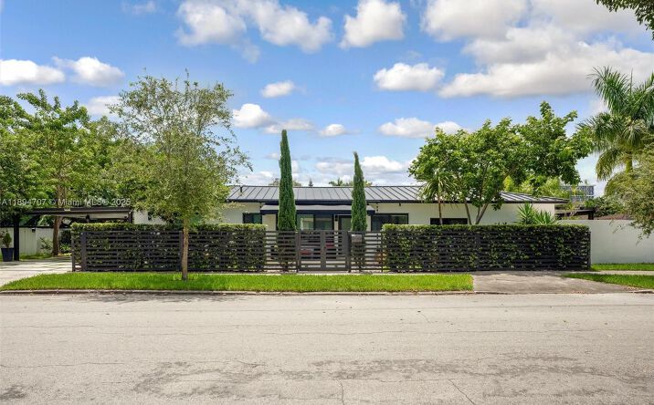 Pictures of Multifamily property located at 2484 SW 25 ST, Miami, FL 33133 for sales - image #1