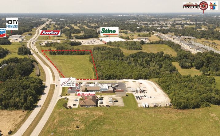 Pictures of Land property located at 000 Ambassador Caffery Pkwy, Broussard, LA 70518 for sales - image #1