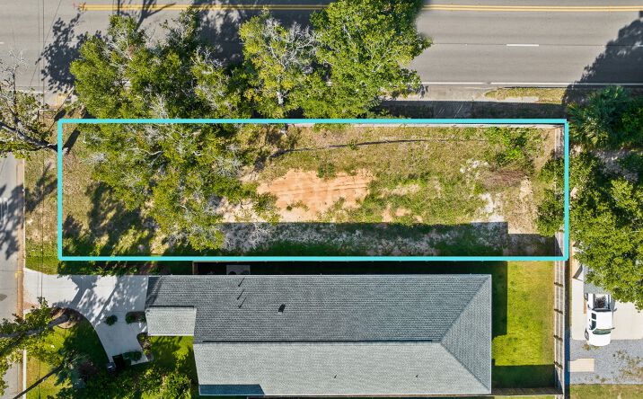 Pictures of Land property located at 900 E Yonge St, Pensacola, FL 32503 for sales - image #1