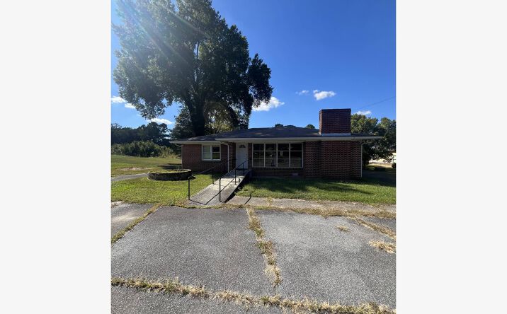 Pictures of Land, Office, Retail property located at 2389 Canton Road, Marietta, GA 30066 for sales - image #1