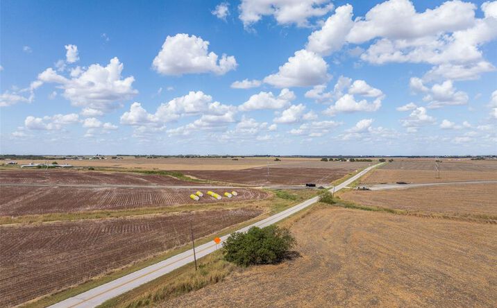 Pictures of Land, Mixed Use property located at Wells Ln, Manor, TX undefined for sales - image #1